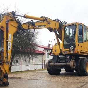 foto 18t dvoucestný kolej. bagr mobilní Terex 1404 ZW pouze na export