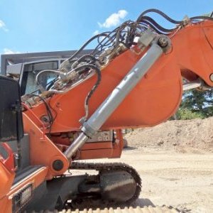 foto 35t bagr pásák vývody ATLAS-Terex rypadlo
